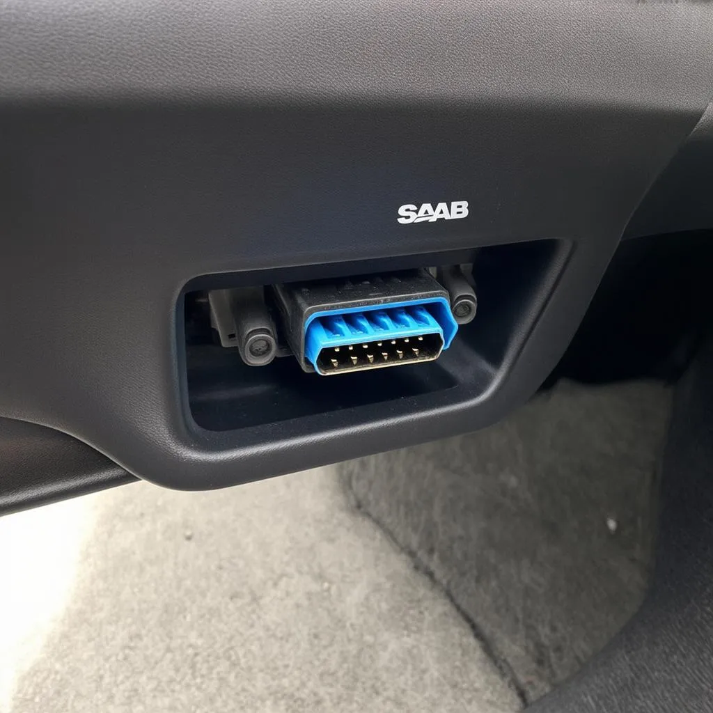 Port OBD Saab 9-3