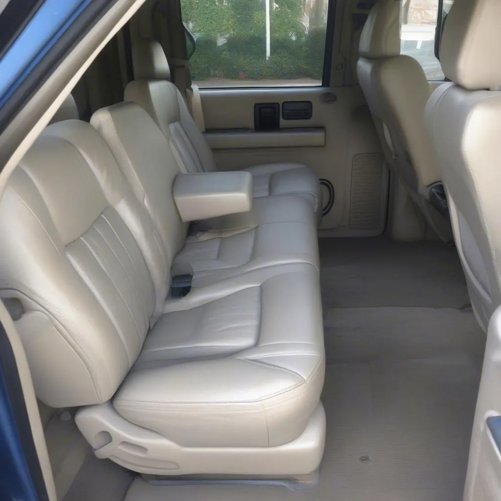 Ford Expedition 2003 interior